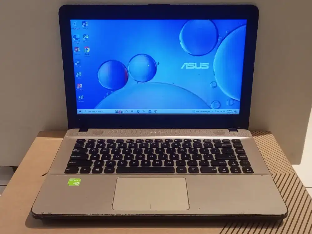 Asus Vivobook 14,VGA Nvidia GeForce MX110,Intel i3 gen 6