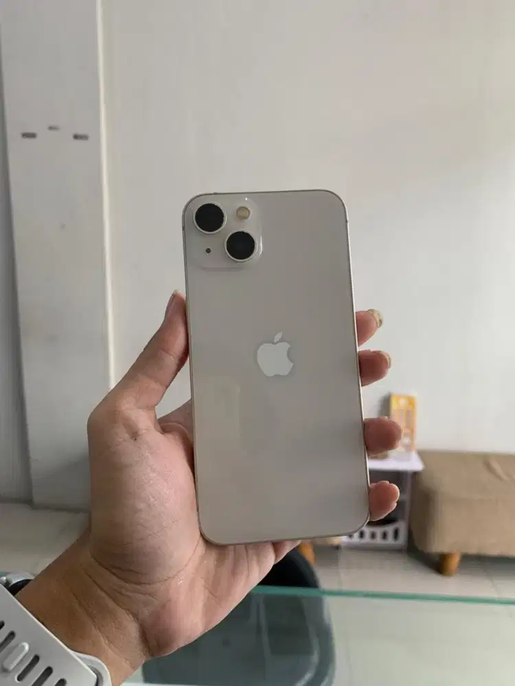 iPhone 13 128Gb iBox