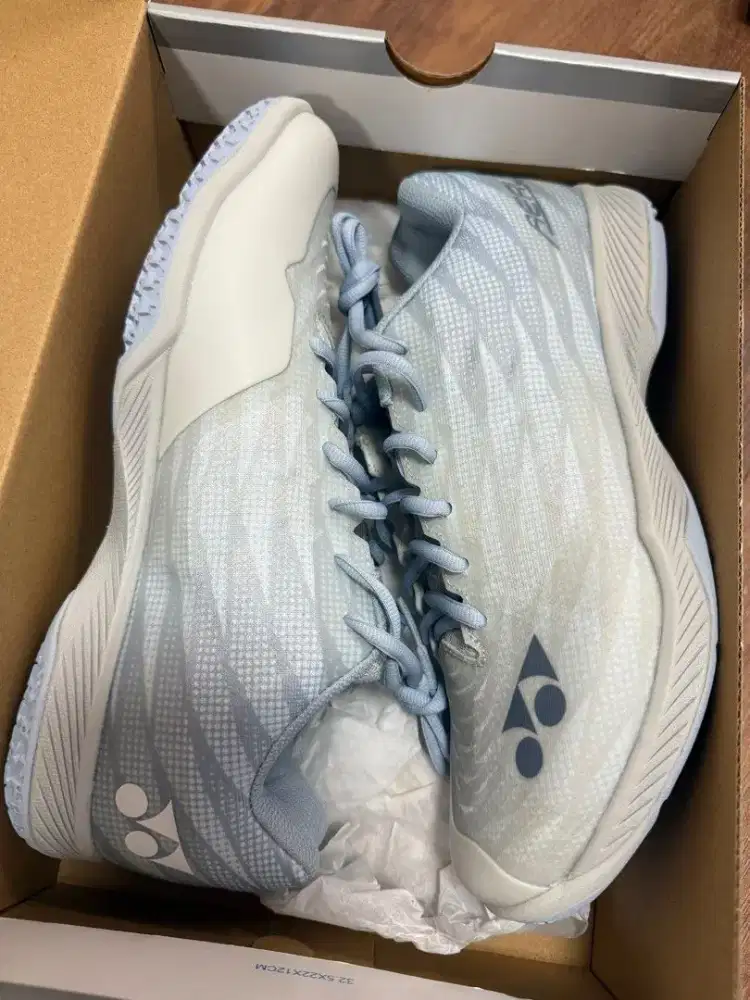 Yonex Aerus Z Wide sepatu badminton sport original baru 42