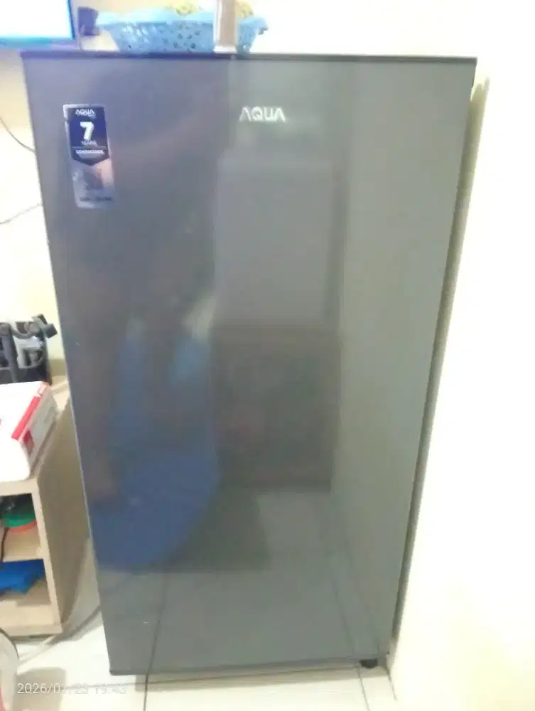 DIJUAL KULKAS AQUA
