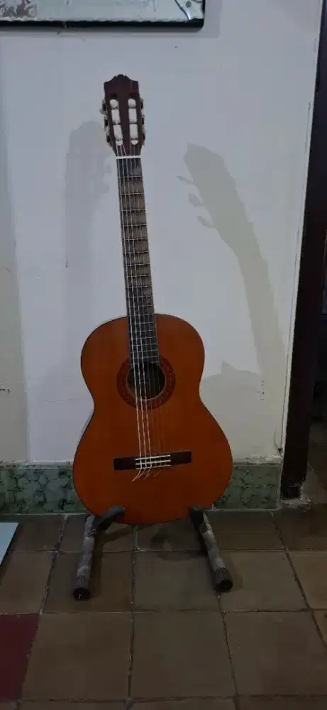 Gitar Yamaha ori