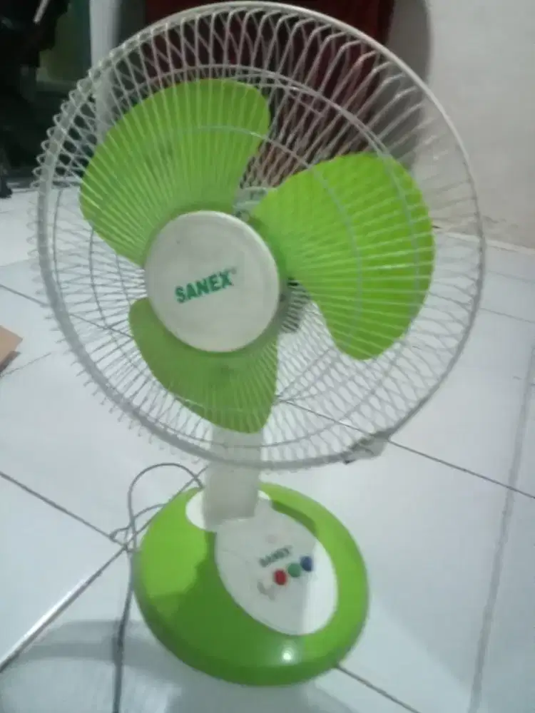 Kipas stand 12in cina