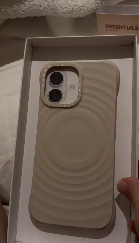 CASETiFY Ripples iPhone 17