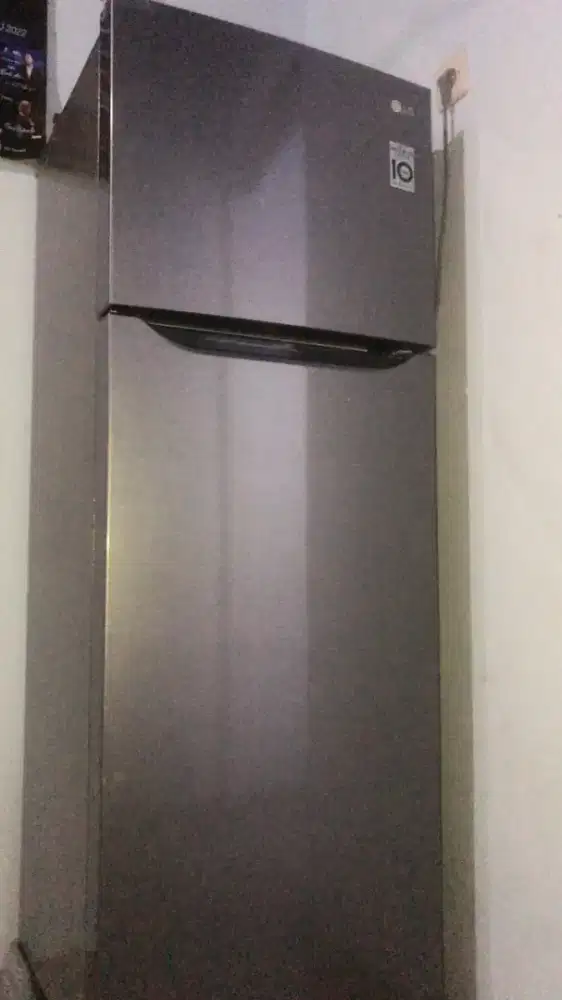 Kulkas LG 2 pintu inverter