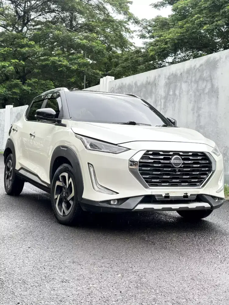 Nissan Magnite Premium 1.0 2021 Turbo CVT Two Tone! AT Putih Hitam
