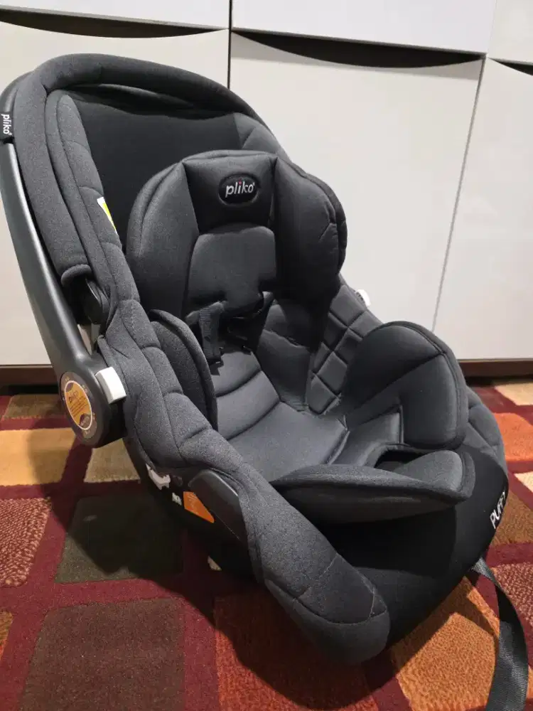 Pliko car seat tempat bayi mobil