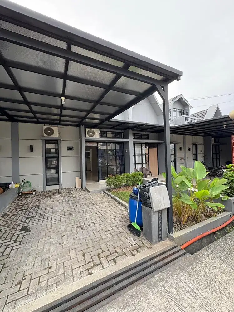 DISEWAKAN RUMAH BARU SEMI FURNISH DEKAT STT TELKOM