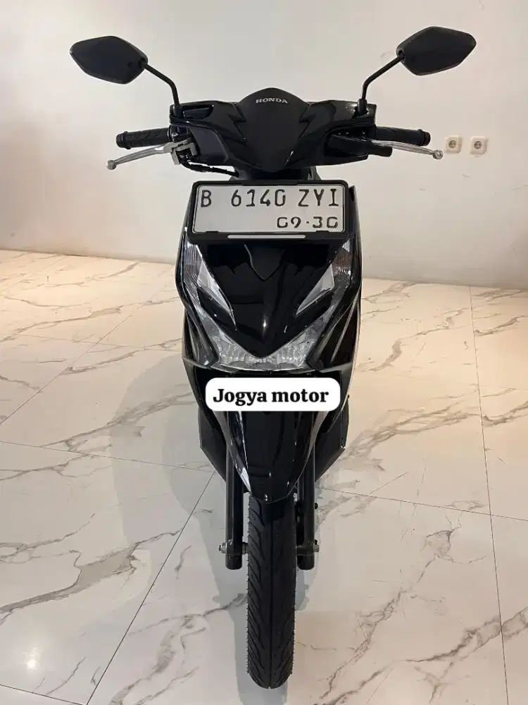 (A) Honda Beat Sporty CBS Tahun 2025