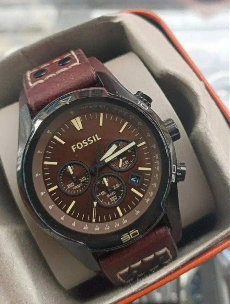 Jam Tangan Pria Ocil dari seri Coachman Chronograph.
