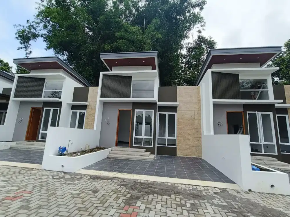 RUMAH SIAP HUNI DALAM PERUMAHAN BESAR DI NGAGLIK SLEMAN