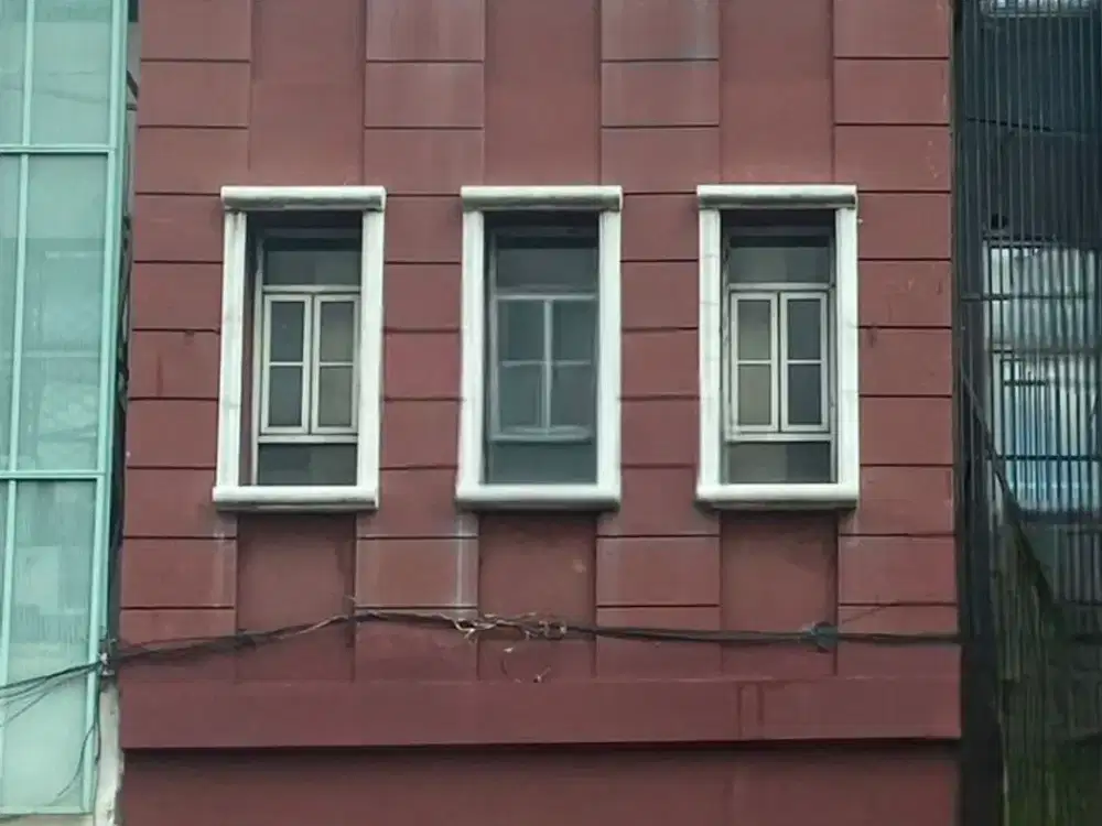 Ruko Di Jalan Raya Boulevard Gading Serpong 3 Lantai Luas 5x20 Lokasi Strategis