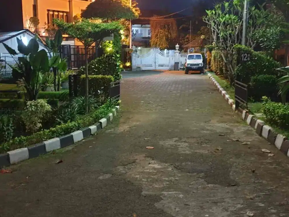 Dijual Rumah Tinggal Mewah Baru di Kebayoran Baru Hang Lekiulokasi tenang Rumah Estetik Bagus