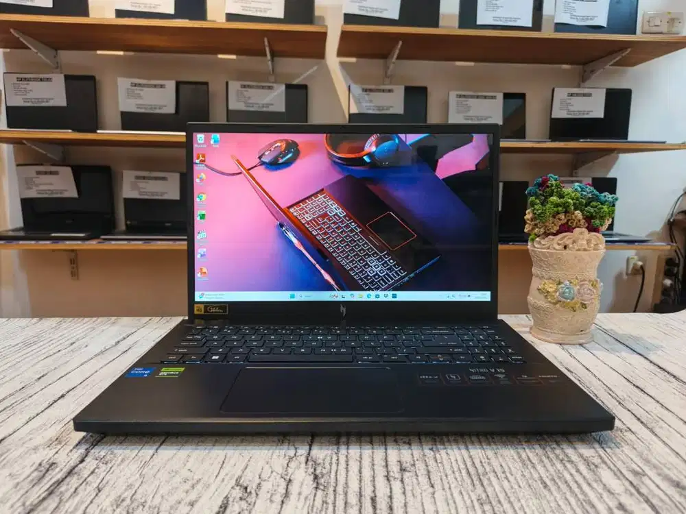 Laptop bekas ACER NITRO V15 ANV15-51 (CORE i5-13420U / 8GB)