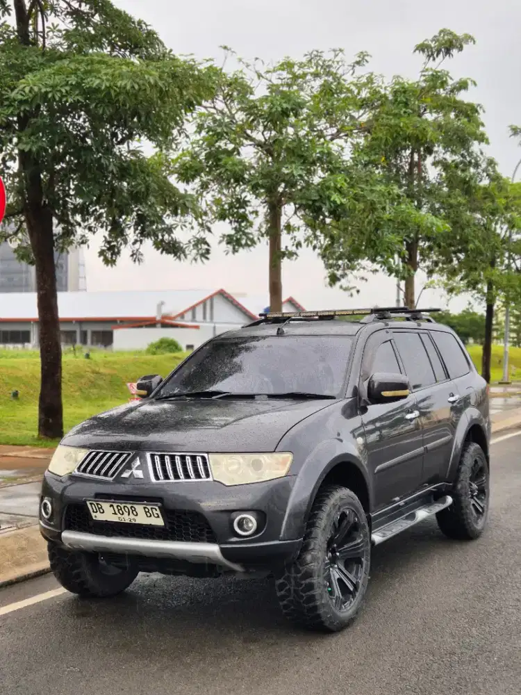 Pajero sport 2009 diesel matic
