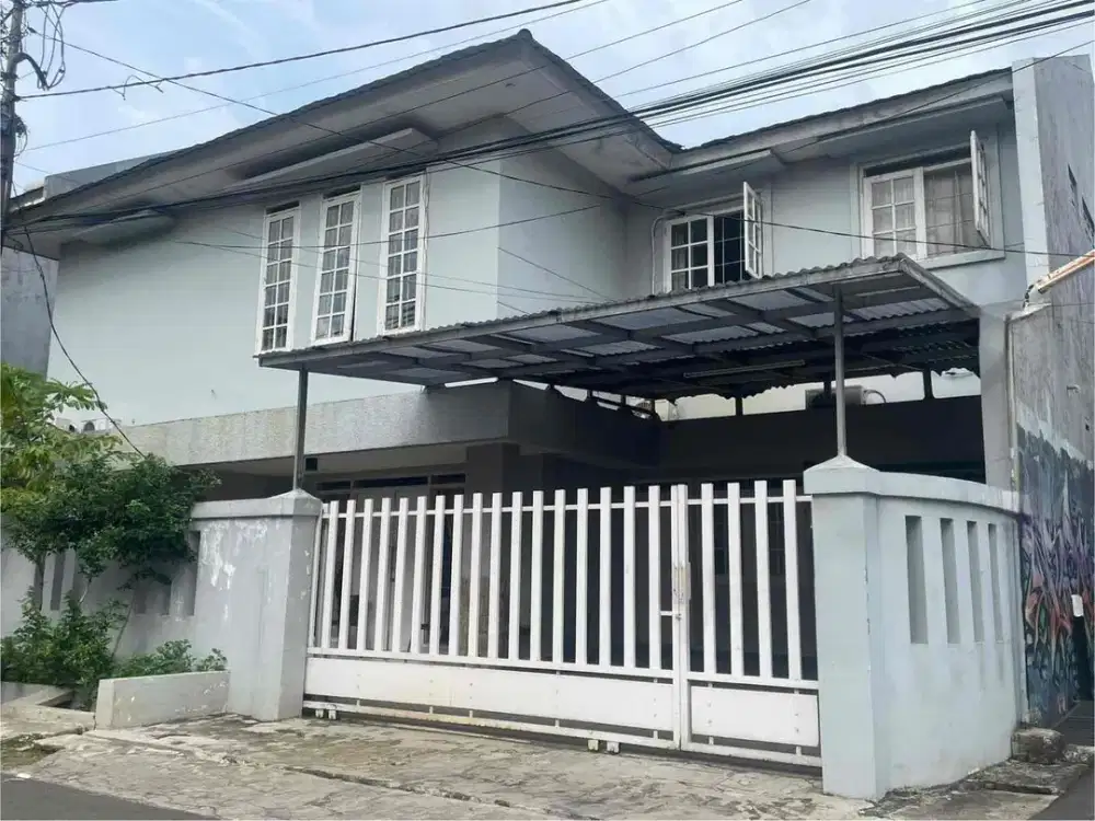 Dijual Rumah di Tebet Timur Jakarta SelatanJalan 2 mobil (lega)
