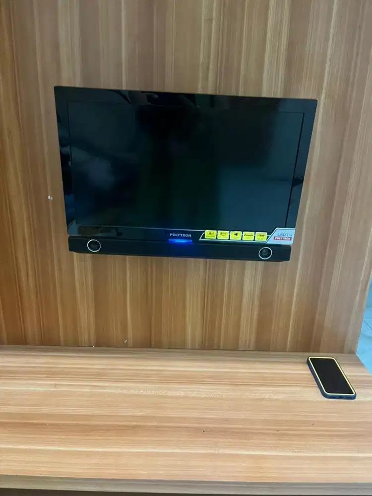 Polytron led tv 14