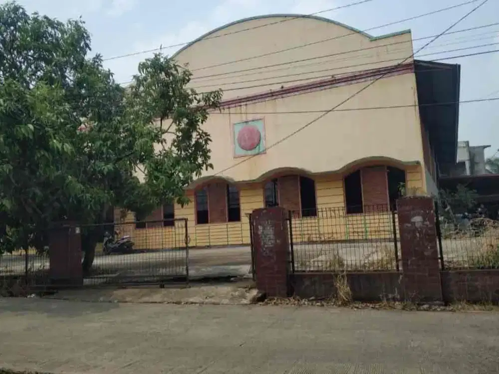 dijual gudang atau tempat futsal murah dibawah harga pasaran di jalan ciomas harapan, des. ciomas, kec. ciomas, kab. bogor