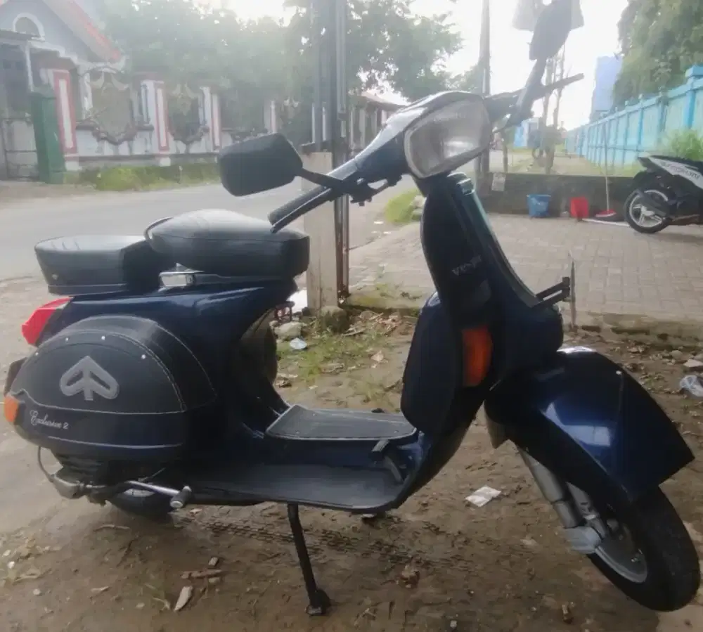 Jual Vespa Exclusive 2 Tahun 2002