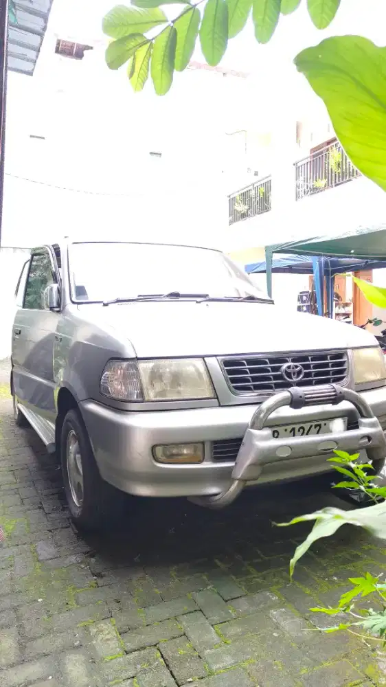 Kijang Kapsul LGX 1.8 Manual
