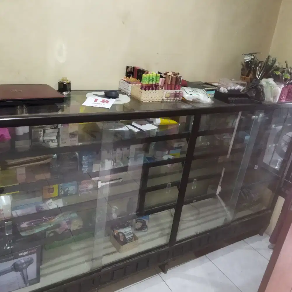 STELLING KACA PINTU KACA