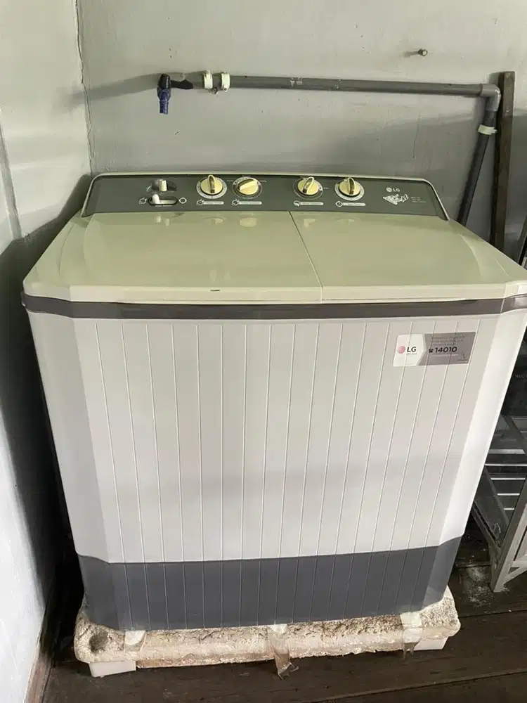 Mesin cuci LG kapasitas 12kg