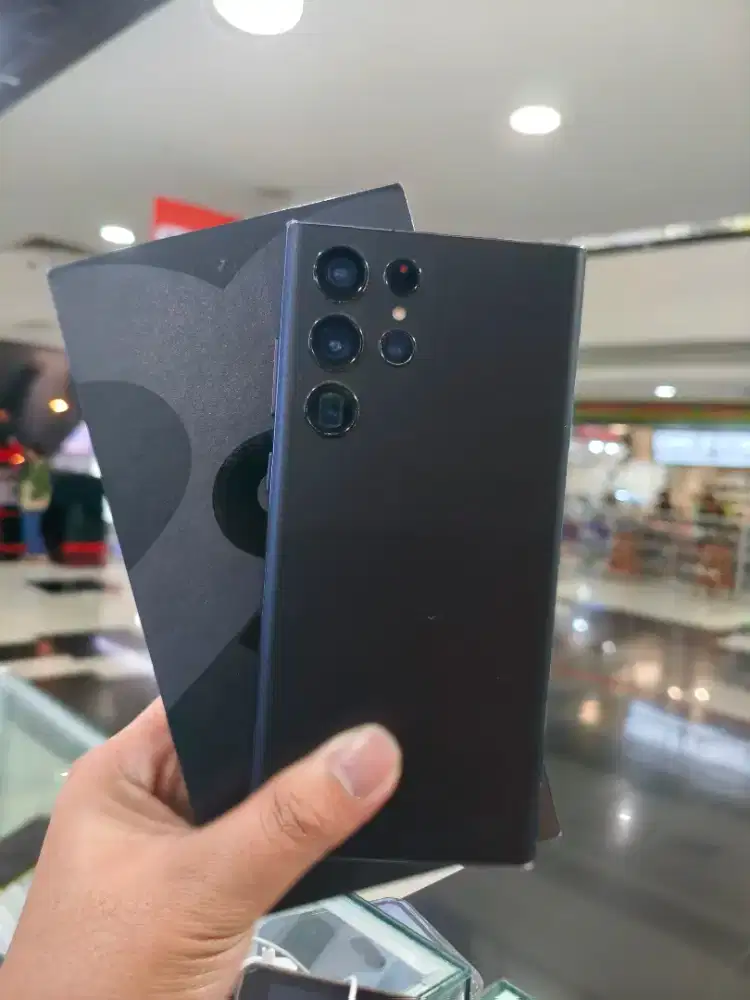 Samsung S22 ultra 12/256 Black