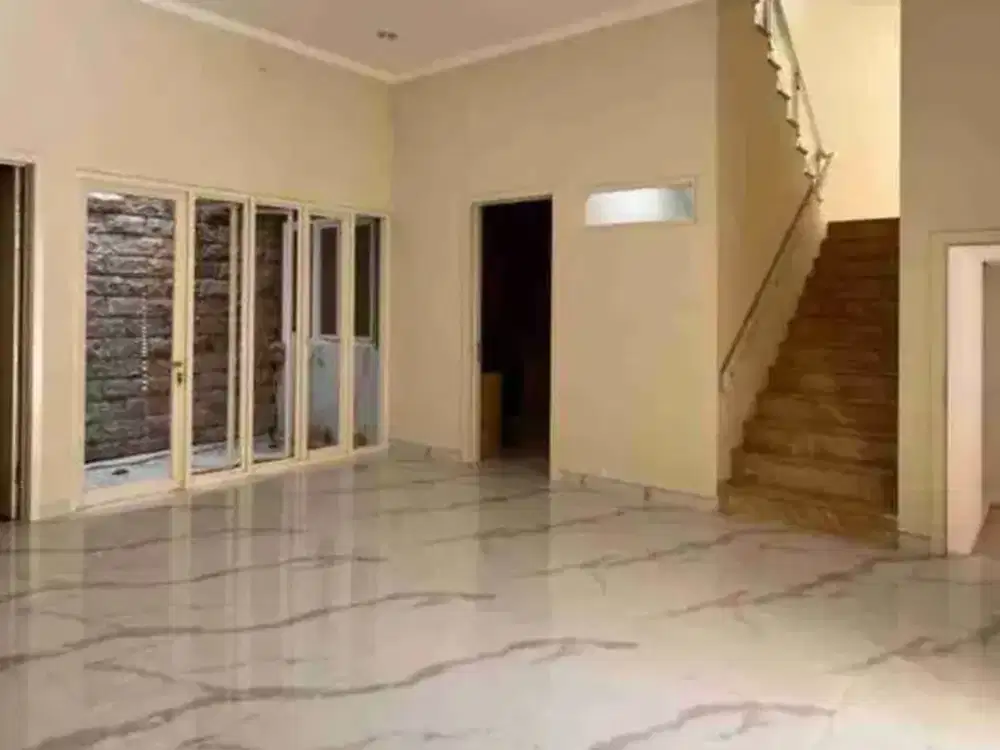 Rumah Baru Selangkah Pakuwon City Mall Dkt San Antonio Pakuwon City