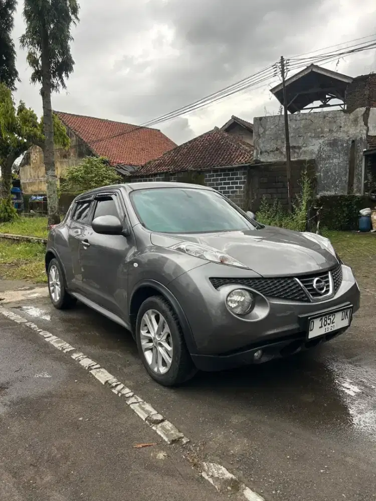 Nissan juke 2012 automatic