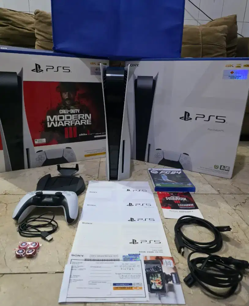 PlayStation 5 (PS5) Disc Edition CFI-1218A01