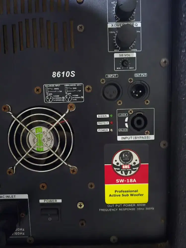 Di jual Speaker / subwoofer active SW - 18