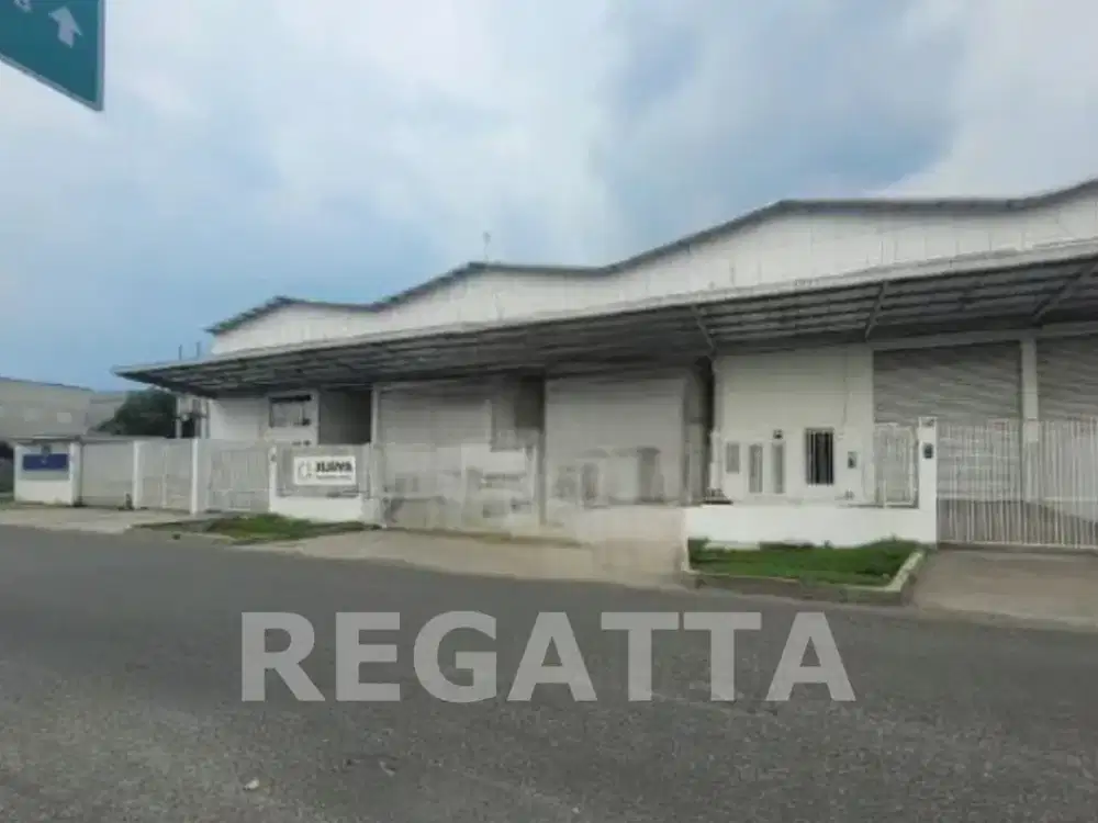 Disewakan Gudang Luas Dengan Loading Dock di Delta Silicon 2 Siap Pakai