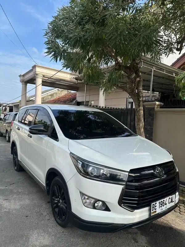 Innova Venturer 2018