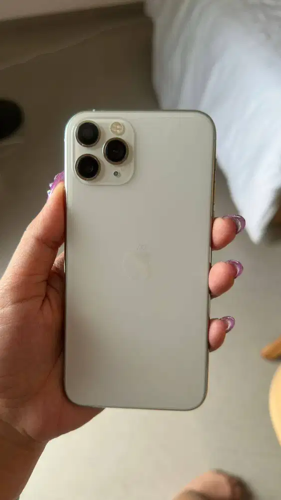 IPHONE 11 PRO 256GB BEKAS RESMI IBOX