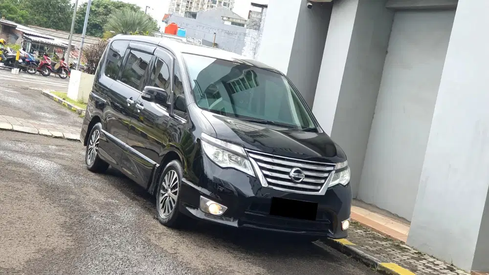 [ ANTIK LOW KM ] Nissan Serena 2.0 HWS High Way Star AT 2015/2016