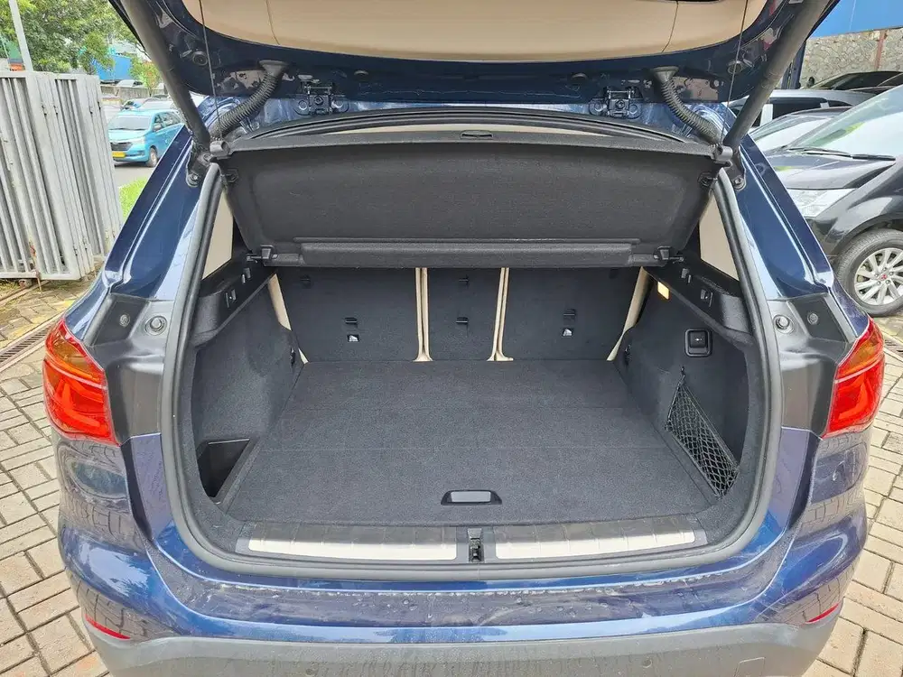 DP MURAH BMW X1 1.5 sDrive18i Bensin-AT 2017 FYN