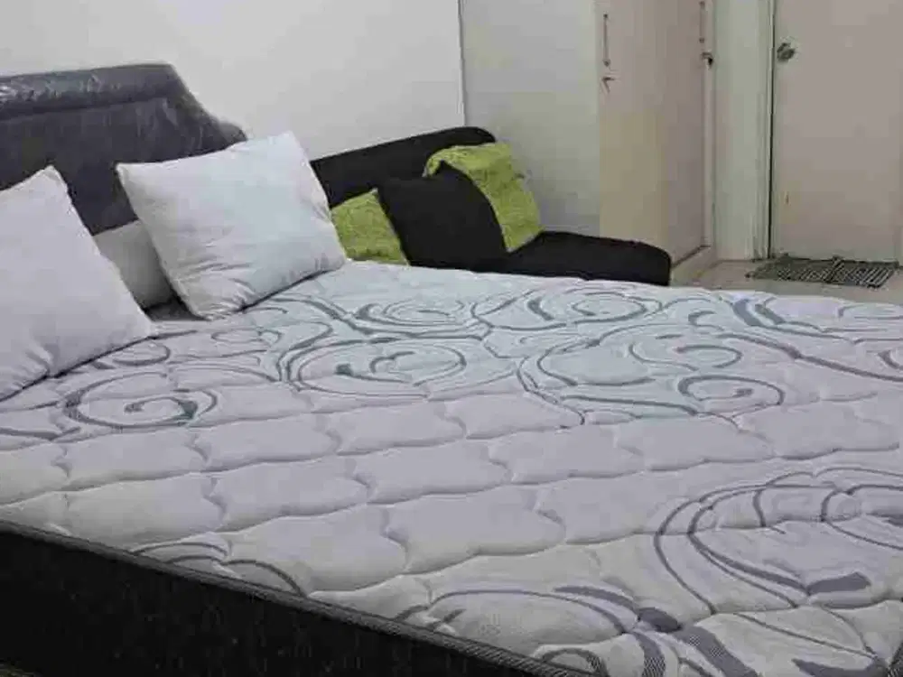 Apartemen kalibata city studio green palace tower lotus