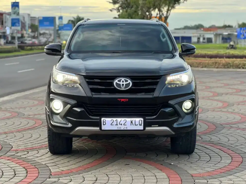 T FORTUNER TRD 2.4 METIK DIESEL