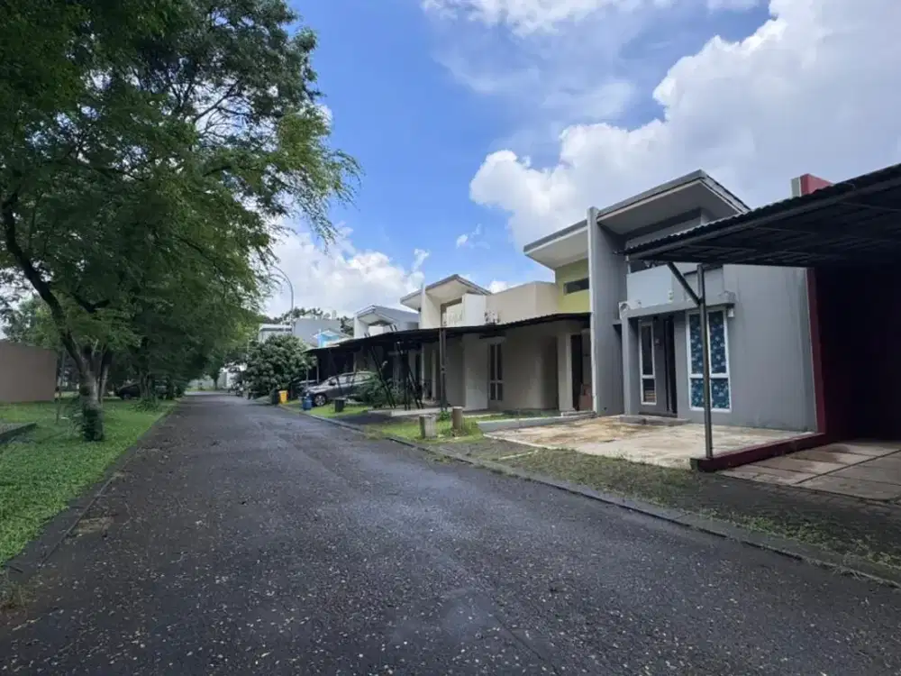 Dijual Rumah 1 Lt Icon Simplicity Bsd City. Lokasi Bagus Depan Taman