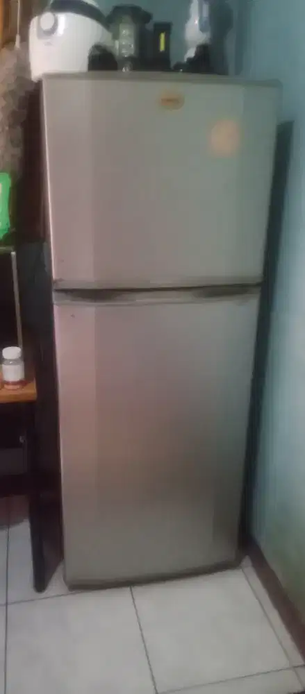 Kulkas Samsung 2 Pintu Besar