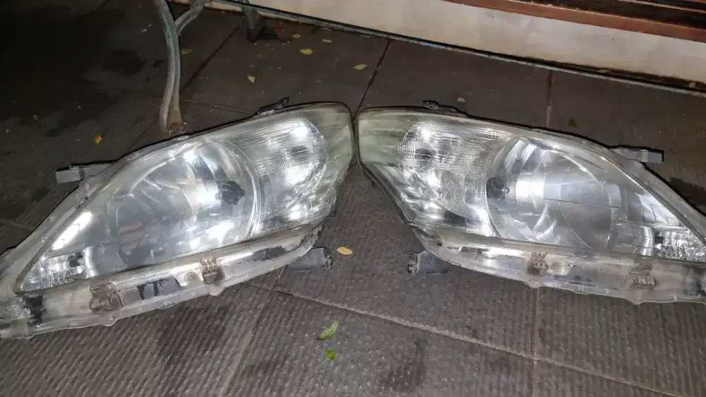 Jual headlamp innova grand & tanduk belakang original