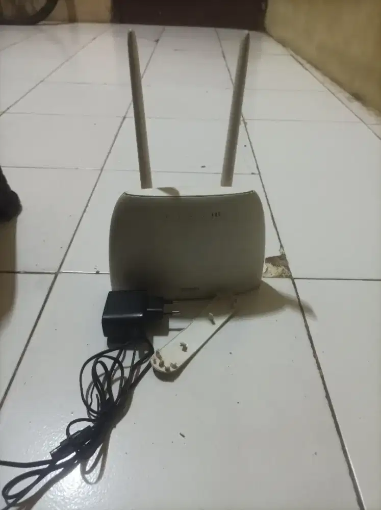 Jual modem tenda 4G03 N300 all operator