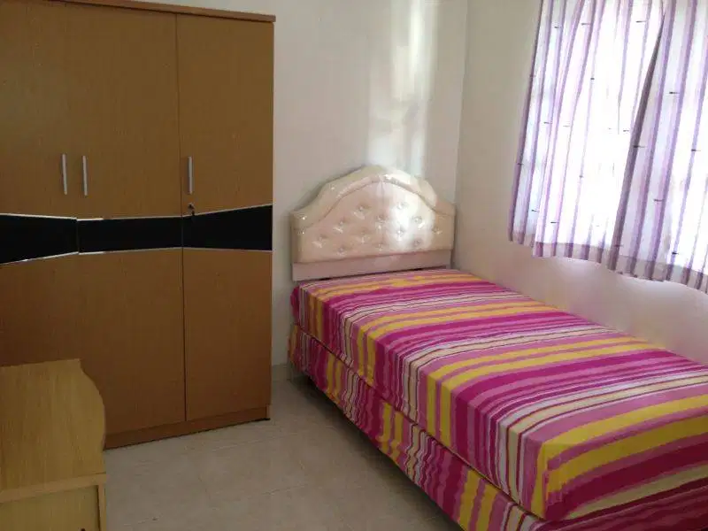 Kost Bisa Harian Bulanan AC Kamar Mandi Dalam Tanjung Duren Jakbar