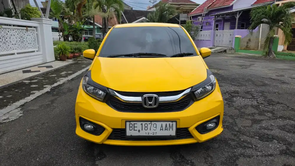 BRIO E CVT METIK 2022/2023 KUNING