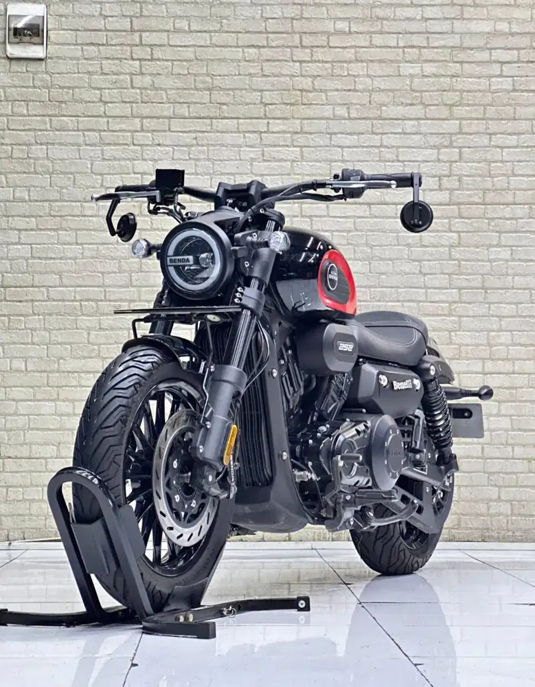 Cruiser Bike Terfavorit! Benelli Keeway Benda V252 2024