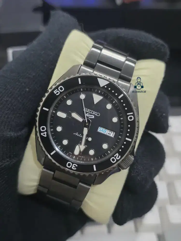 Seiko 5 Sport SRPD65K1 Full Black