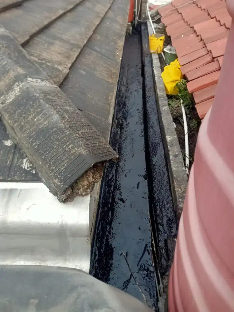 Tukang atap bocor ganti atap rumah renopasi