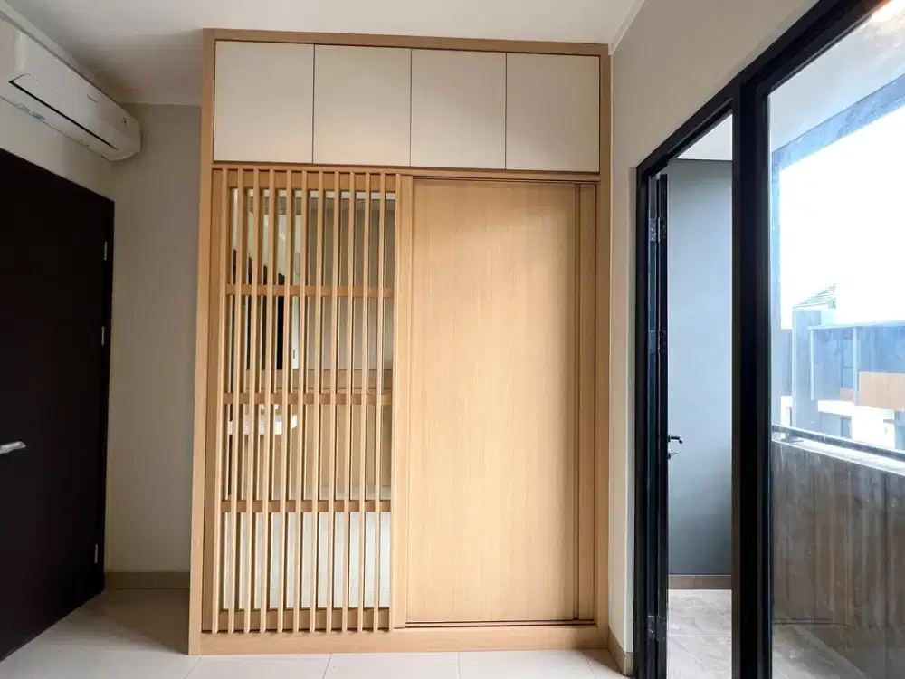 Disewa Rumah Cantik 2 lantai di Summarecon Crown Gading Kota