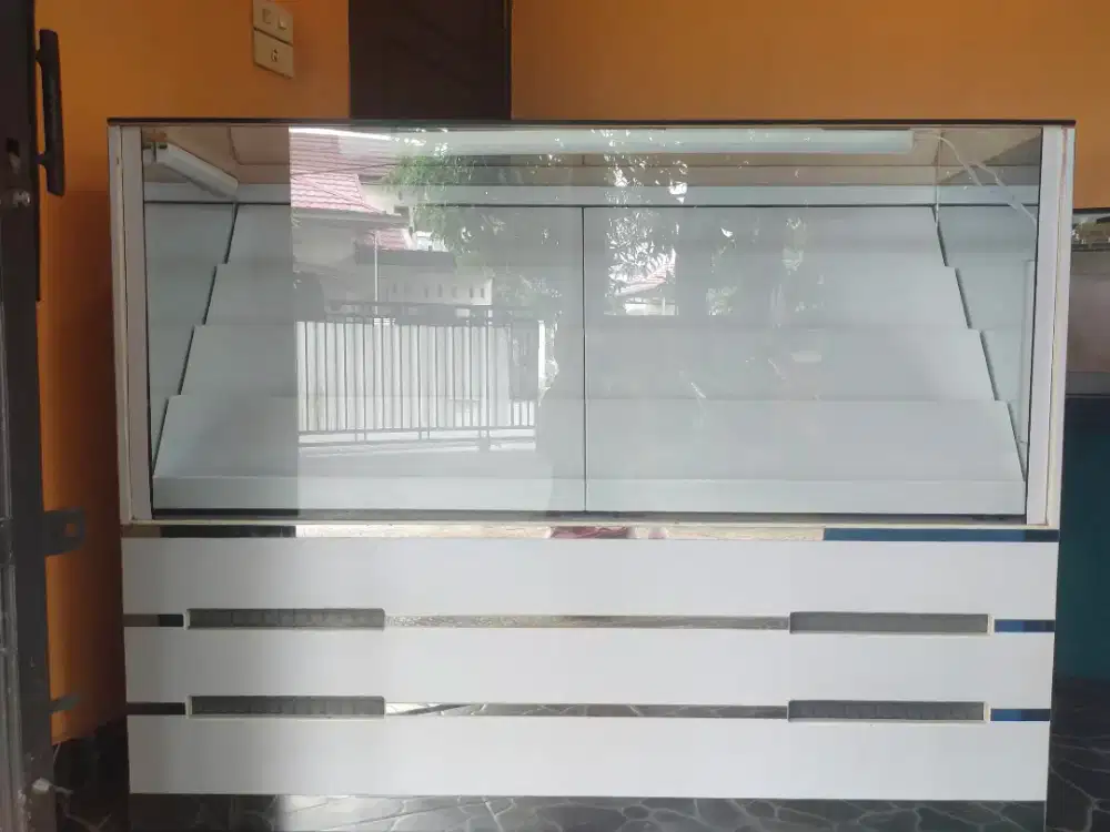 Etalase Handphone Second Kondisi 90 %