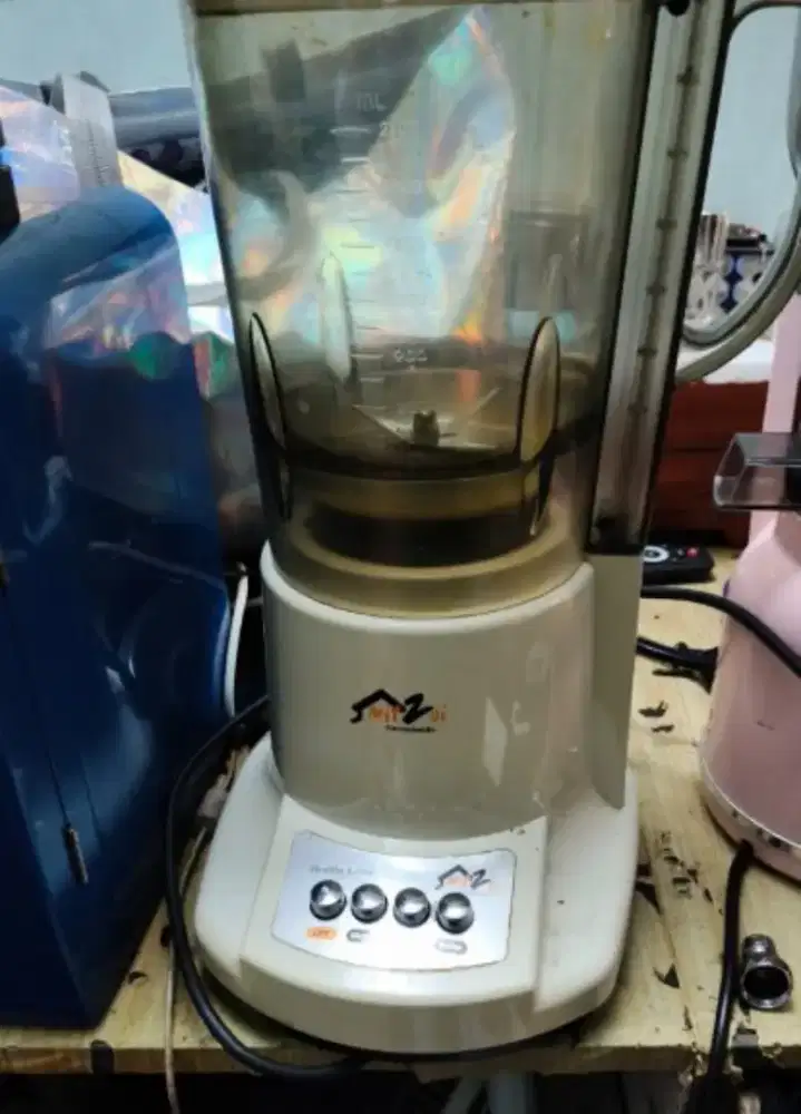 Blender mitzui polikarbonet cepat