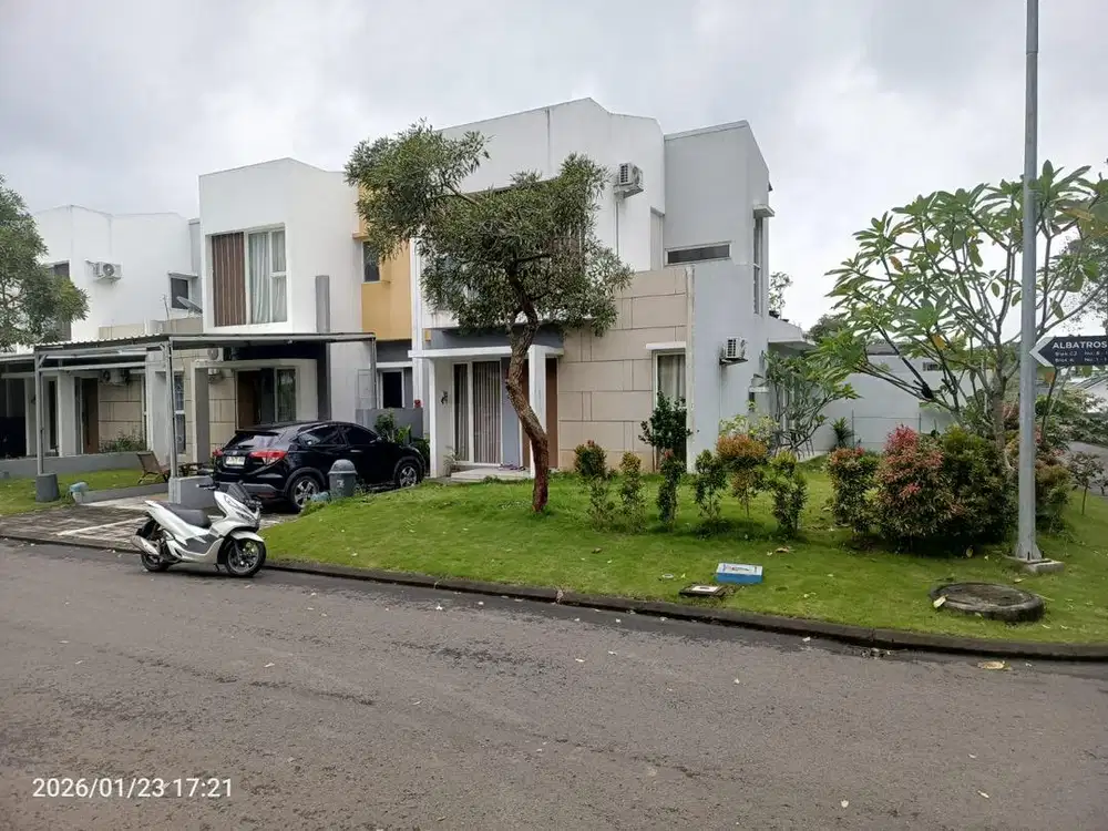 RUMAH HOOK DI SERENA CITRALAND BSB  MIJEN SEMARANG